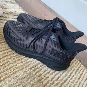 Hoka Clifton 9 Black Athletic Shoes